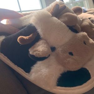 I’m selling cow slippers